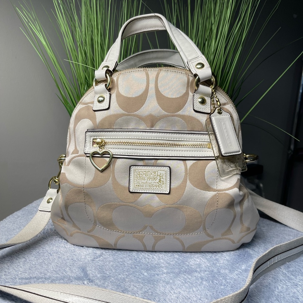 Coach Poppy - Cream and Gold Purse in NEW NEW CONDITION
